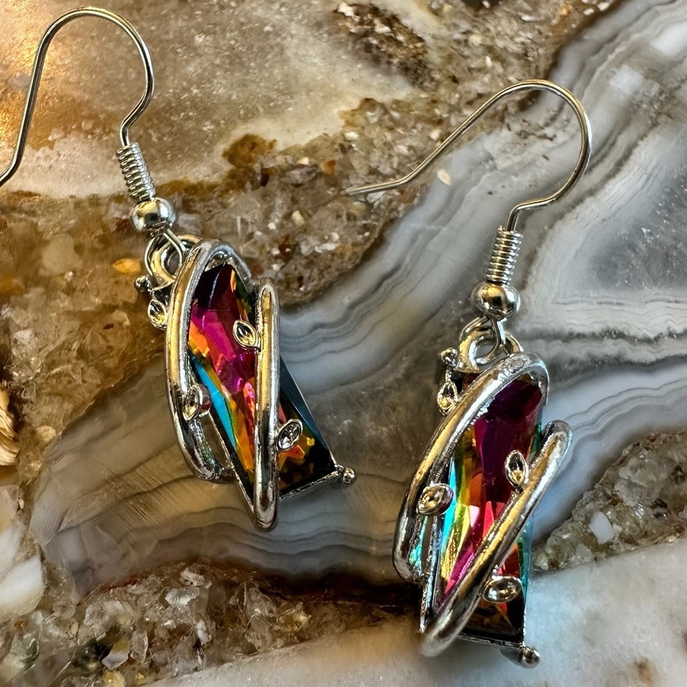 3185 Vibrant Multicolor Iridescent Mystic Topaz Colored Silver Hook Earrings